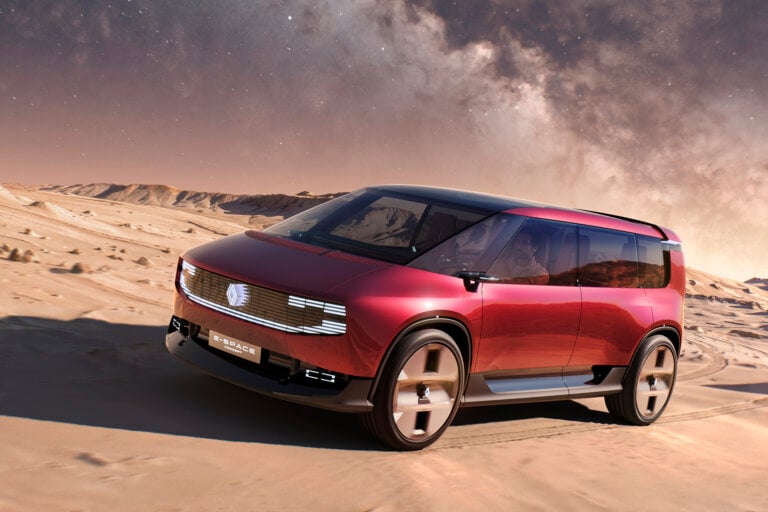Renault concept in red