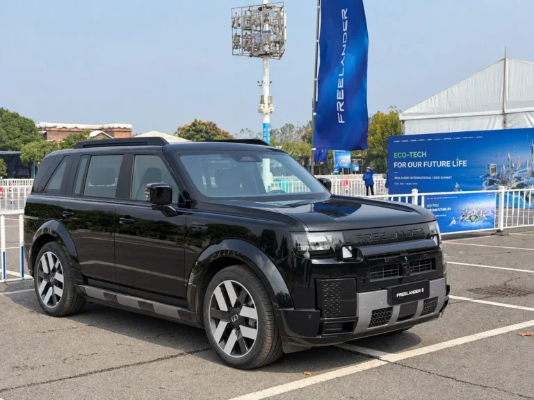 Black Freelander 8 international model front three-quarter view at the Chery International User Summit in Wuhu