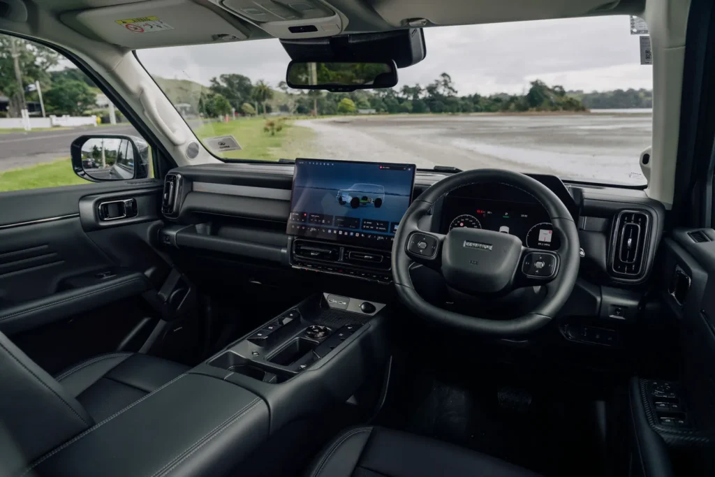 Haval H7 dashboard with freestanding 15.6-inch touchscreen and digital instrument cluster